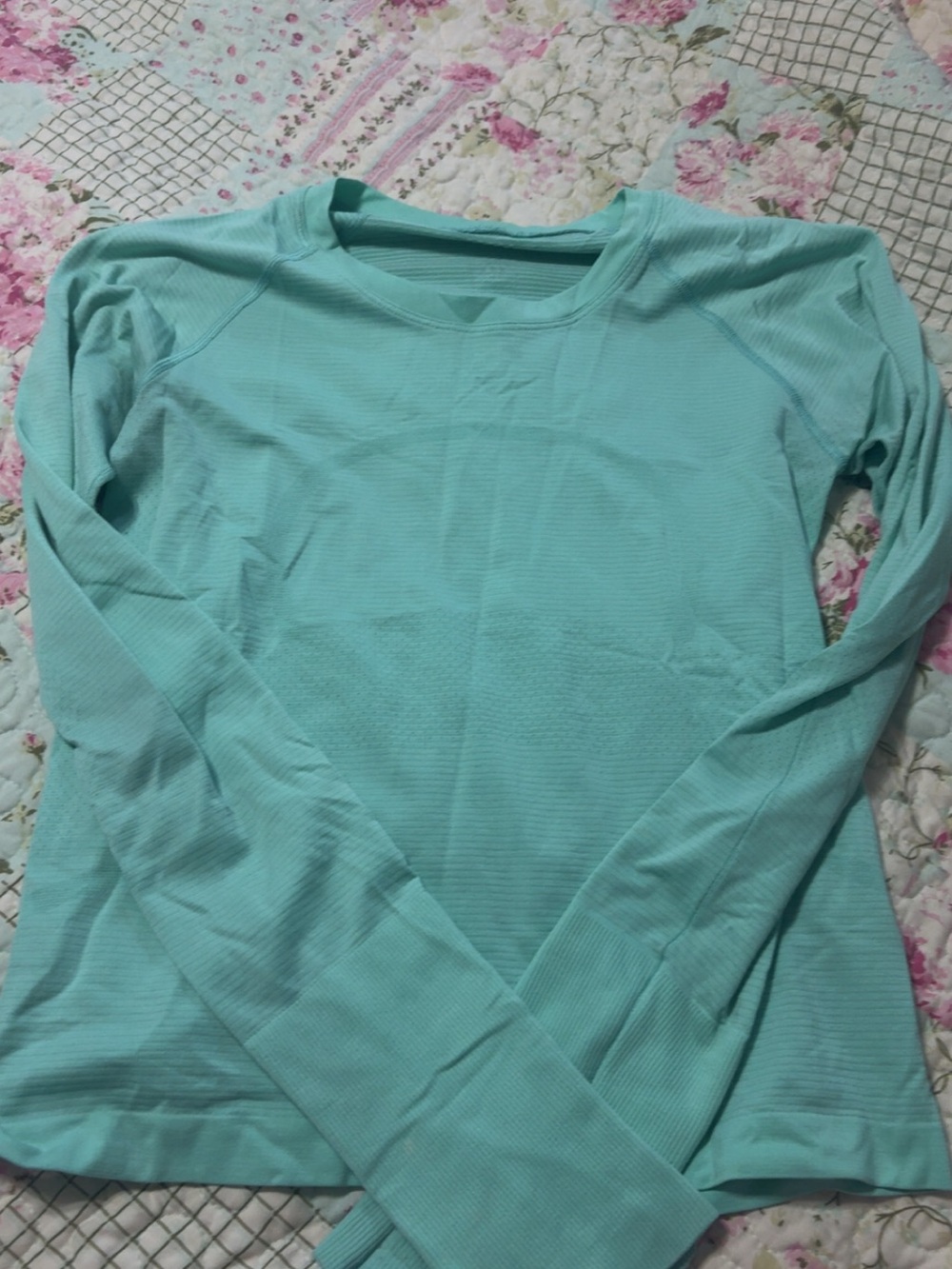 lululemon Mint Green Long Sleeve swiftly